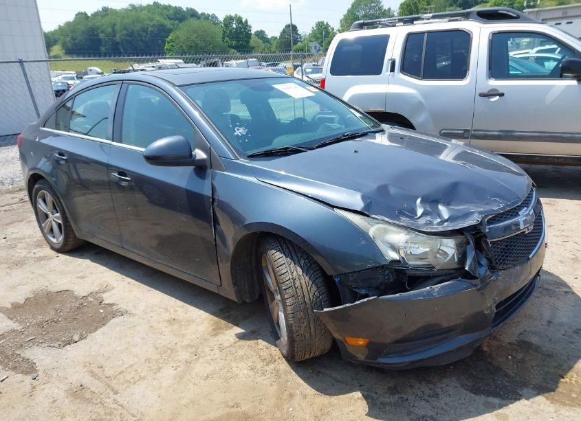 2013 Chevrolet Cruze 2LT AUTO (VIN 1G1PE5SBXD7182470) main photo