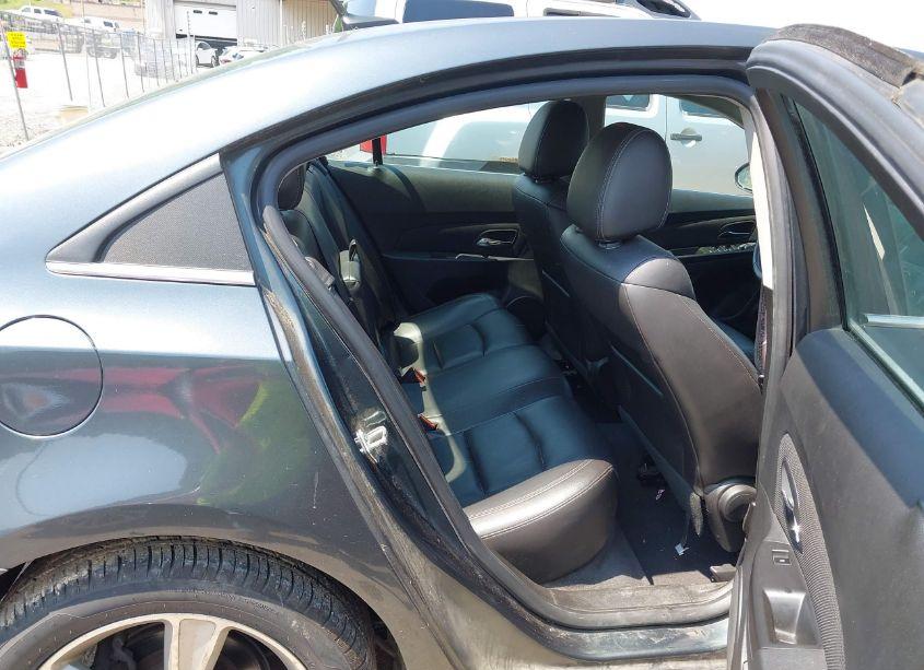 Photo 8 of 2013 Chevrolet Cruze 2LT AUTO (VIN 1G1PE5SBXD7182470)