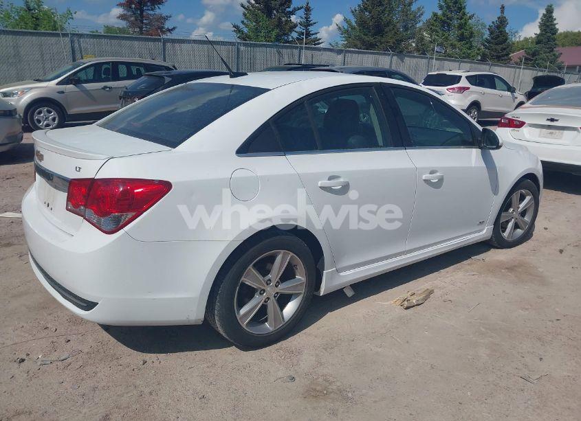 Photo 4 of 2013 Chevrolet Cruze 2LT AUTO (VIN 1G1PE5SBXD7312263)