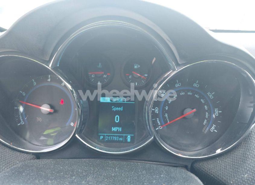 Photo 7 of 2013 Chevrolet Cruze 2LT AUTO (VIN 1G1PE5SBXD7312263)