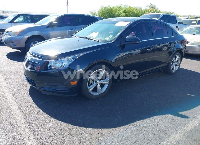 Photo 2 of 2014 Chevrolet Cruze 2LT AUTO (VIN 1G1PE5SBXE7119757)