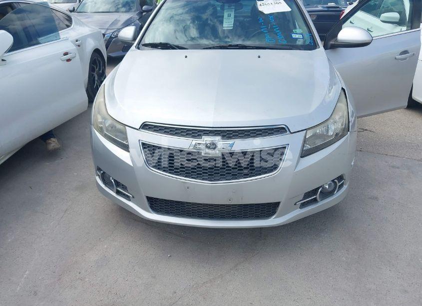 Photo 6 of 2014 Chevrolet Cruze 2LT AUTO (VIN 1G1PE5SBXE7159448)