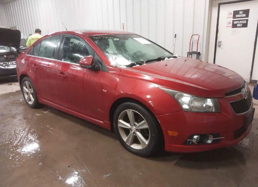 2014 Chevrolet Cruze 2LT AUTO (VIN 1G1PE5SBXE7266158) main photo