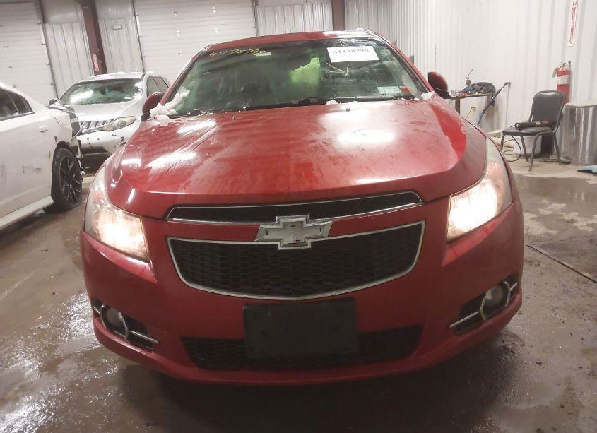 Photo 6 of 2014 Chevrolet Cruze 2LT AUTO (VIN 1G1PE5SBXE7266158)