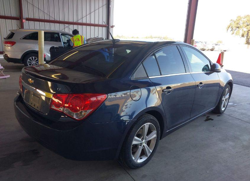 Photo 4 of 2014 Chevrolet Cruze 2LT AUTO (VIN 1G1PE5SBXE7376210)