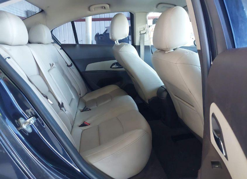 Photo 8 of 2014 Chevrolet Cruze 2LT AUTO (VIN 1G1PE5SBXE7376210)
