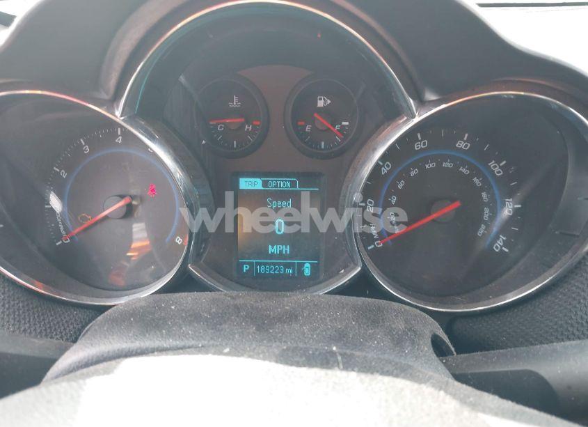 Photo 7 of 2014 Chevrolet Cruze 2LT AUTO (VIN 1G1PE5SBXE7380886)