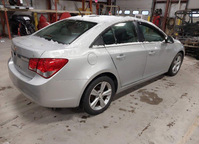 Photo 4 of 2014 Chevrolet Cruze 2LT AUTO (VIN 1G1PE5SBXE7387823)