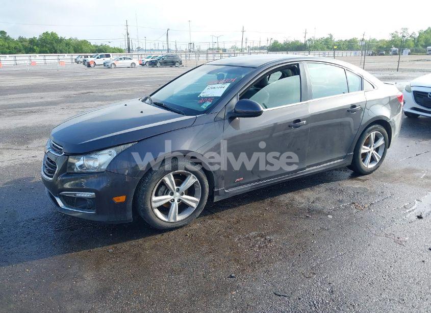 Photo 2 of 2015 Chevrolet Cruze 2LT AUTO (VIN 1G1PE5SBXF7111188)