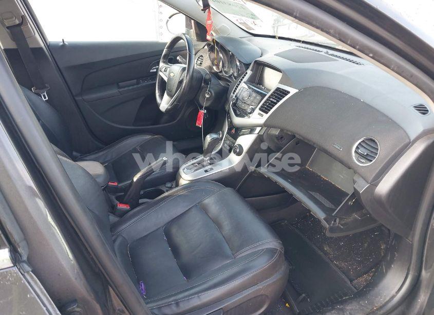 Photo 5 of 2015 Chevrolet Cruze 2LT AUTO (VIN 1G1PE5SBXF7111188)