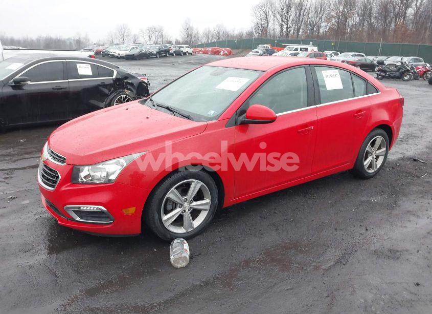 Photo 2 of 2015 Chevrolet Cruze 2LT AUTO (VIN 1G1PE5SBXF7254724)