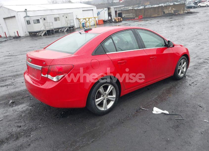 Photo 4 of 2015 Chevrolet Cruze 2LT AUTO (VIN 1G1PE5SBXF7254724)