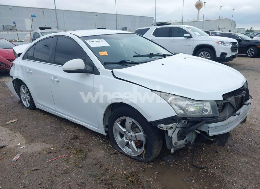 2016 Chevrolet Cruze LIMITED 1LT AUTO (VIN 1G1PE5SBXG7102413) main photo