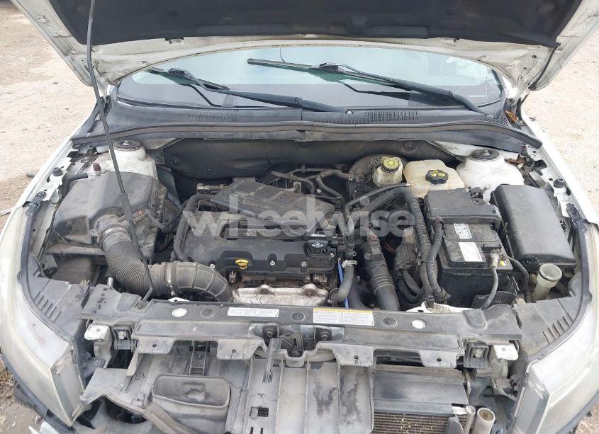 Photo 10 of 2016 Chevrolet Cruze LIMITED 1LT AUTO (VIN 1G1PE5SBXG7102413)