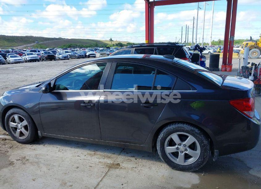 Photo 14 of 2016 Chevrolet Cruze LIMITED 1LT AUTO (VIN 1G1PE5SBXG7105778)
