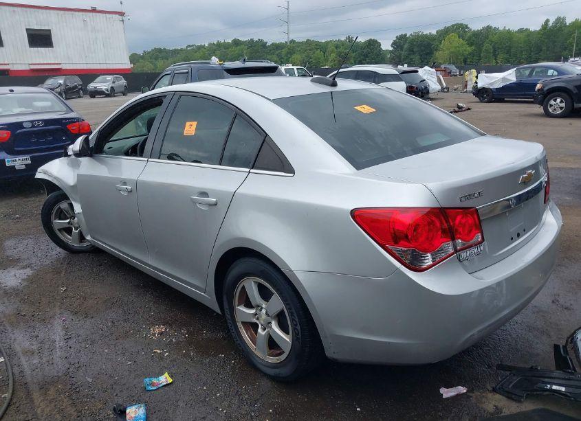Photo 3 of 2016 Chevrolet Cruze LIMITED 1LT AUTO (VIN 1G1PE5SBXG7110060)