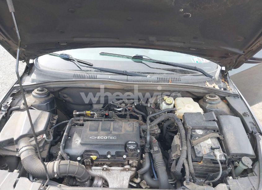 Photo 10 of 2016 Chevrolet Cruze LIMITED 1LT AUTO (VIN 1G1PE5SBXG7130941)