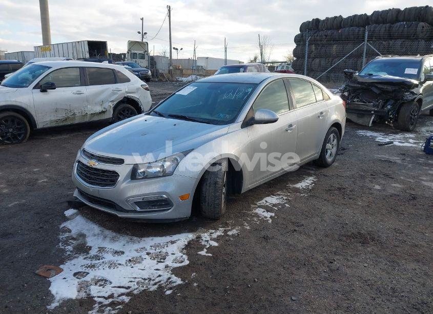 Photo 2 of 2016 Chevrolet Cruze LIMITED 1LT AUTO (VIN 1G1PE5SBXG7135976)