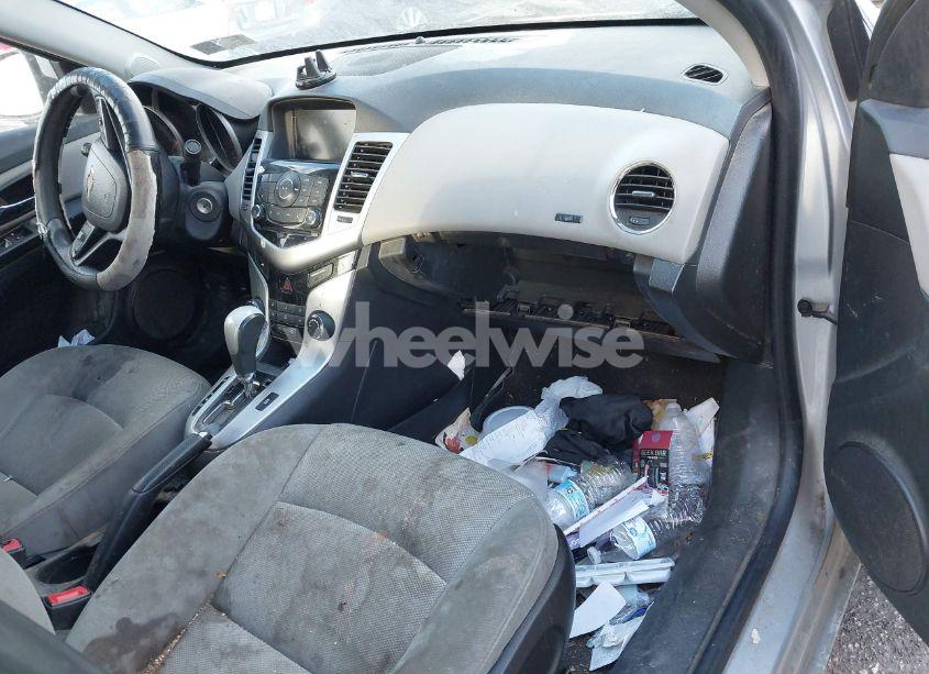 Photo 5 of 2016 Chevrolet Cruze LIMITED 1LT AUTO (VIN 1G1PE5SBXG7135976)