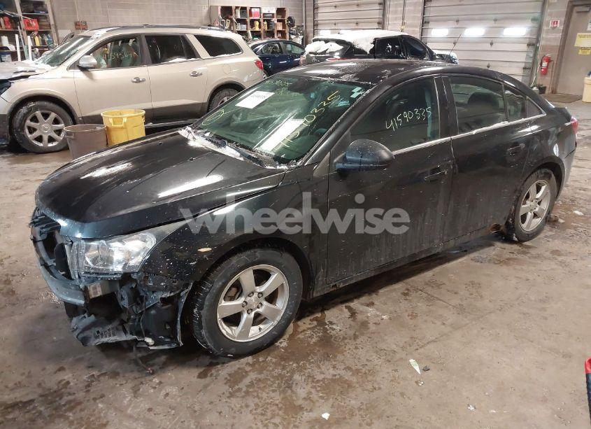 Photo 2 of 2016 Chevrolet Cruze LIMITED 1LT AUTO (VIN 1G1PE5SBXG7180545)