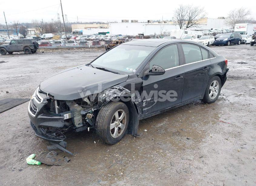 Photo 2 of 2016 Chevrolet Cruze LIMITED 1LT AUTO (VIN 1G1PE5SBXG7200888)