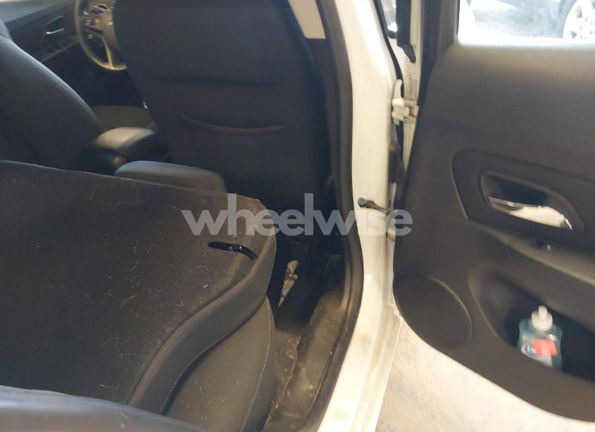 Photo 8 of 2016 Chevrolet Cruze LIMITED 1LT AUTO (VIN 1G1PE5SBXG7207596)