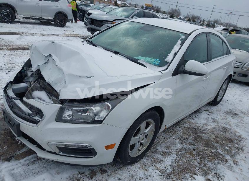 Photo 2 of 2016 Chevrolet Cruze LIMITED 1LT AUTO (VIN 1G1PE5SBXG7229260)