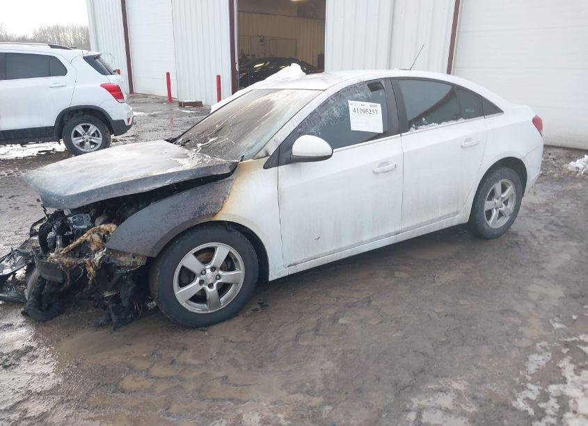 Photo 2 of 2016 Chevrolet Cruze LIMITED 1LT AUTO (VIN 1G1PE5SBXG7229582)