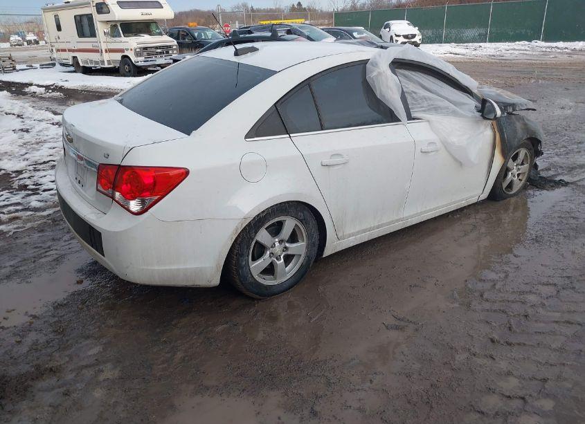 Photo 4 of 2016 Chevrolet Cruze LIMITED 1LT AUTO (VIN 1G1PE5SBXG7229582)
