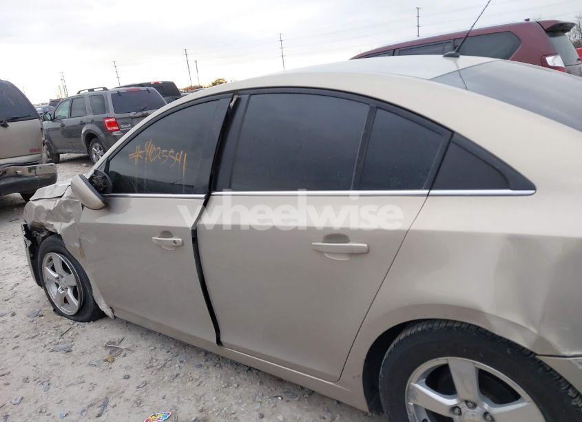 Photo 14 of 2012 Chevrolet Cruze LT (VIN 1G1PE5SC2C7102070)