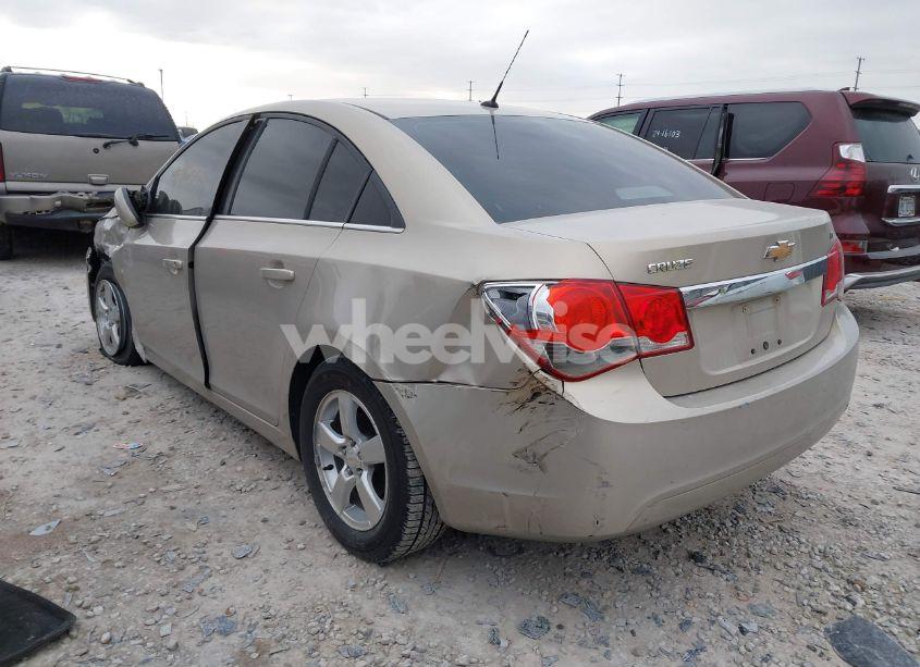 Photo 3 of 2012 Chevrolet Cruze LT (VIN 1G1PE5SC2C7102070)