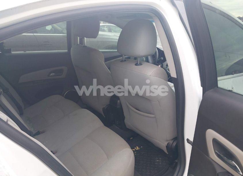 Photo 8 of 2012 Chevrolet Cruze LT (VIN 1G1PE5SC2C7160597)