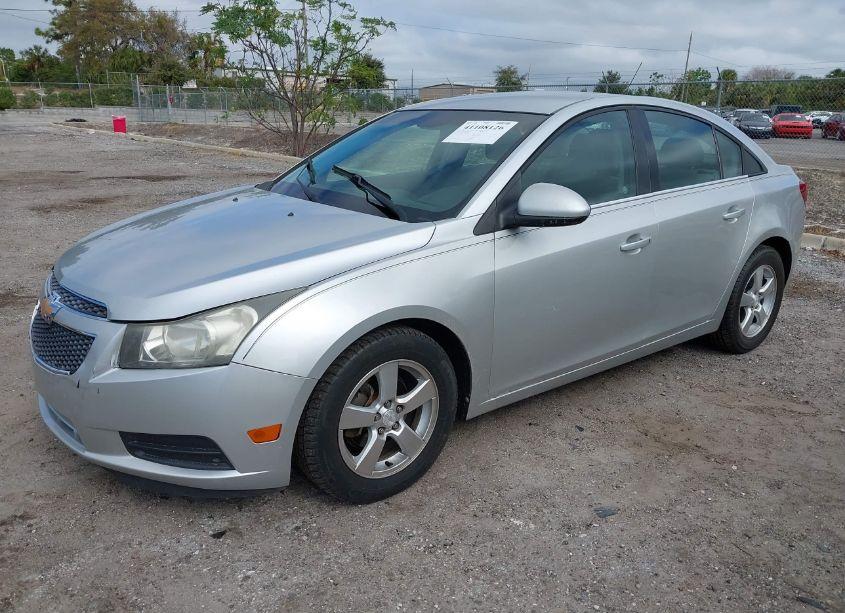 Photo 2 of 2012 Chevrolet Cruze LT (VIN 1G1PE5SC3C7269635)