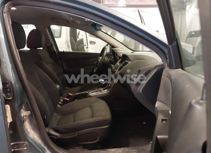 Photo 5 of 2012 Chevrolet Cruze LT (VIN 1G1PE5SC3C7294244)