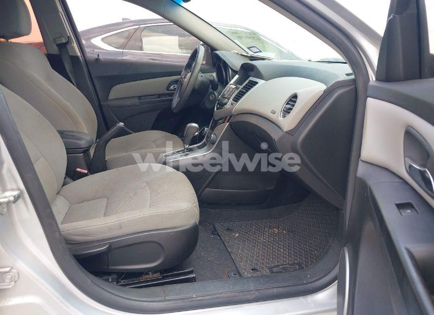 Photo 5 of 2012 Chevrolet Cruze LT (VIN 1G1PE5SC4C7105195)
