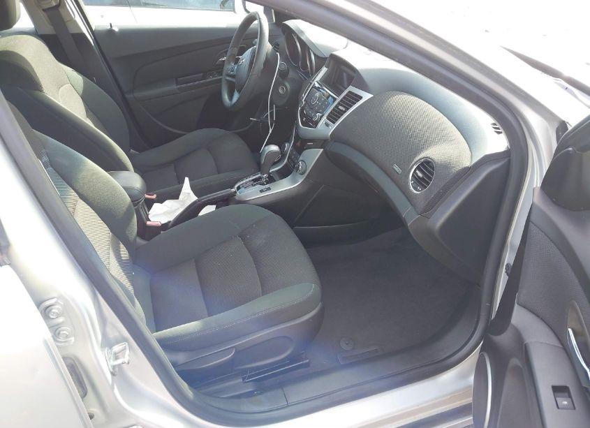 Photo 5 of 2012 Chevrolet Cruze LT (VIN 1G1PE5SC4C7146863)