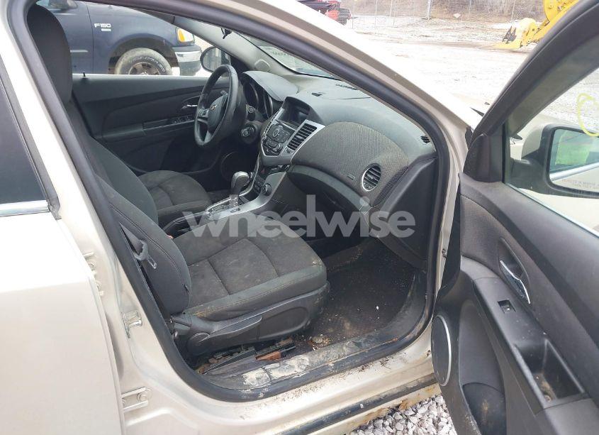 Photo 5 of 2012 Chevrolet Cruze LT (VIN 1G1PE5SC5C7236281)