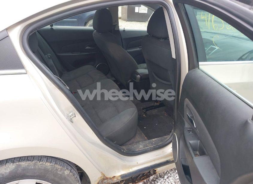 Photo 8 of 2012 Chevrolet Cruze LT (VIN 1G1PE5SC5C7236281)