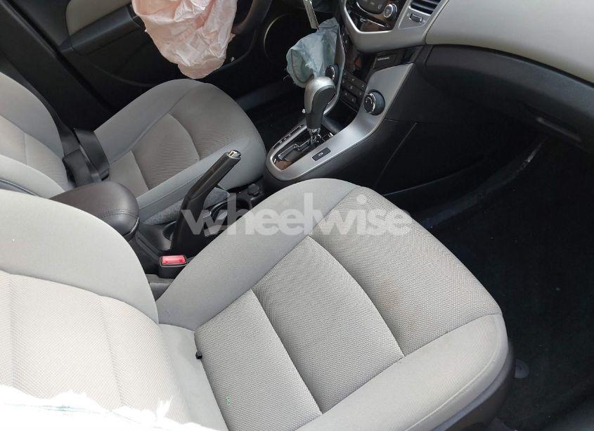 Photo 5 of 2012 Chevrolet Cruze LT (VIN 1G1PE5SC6C7239268)