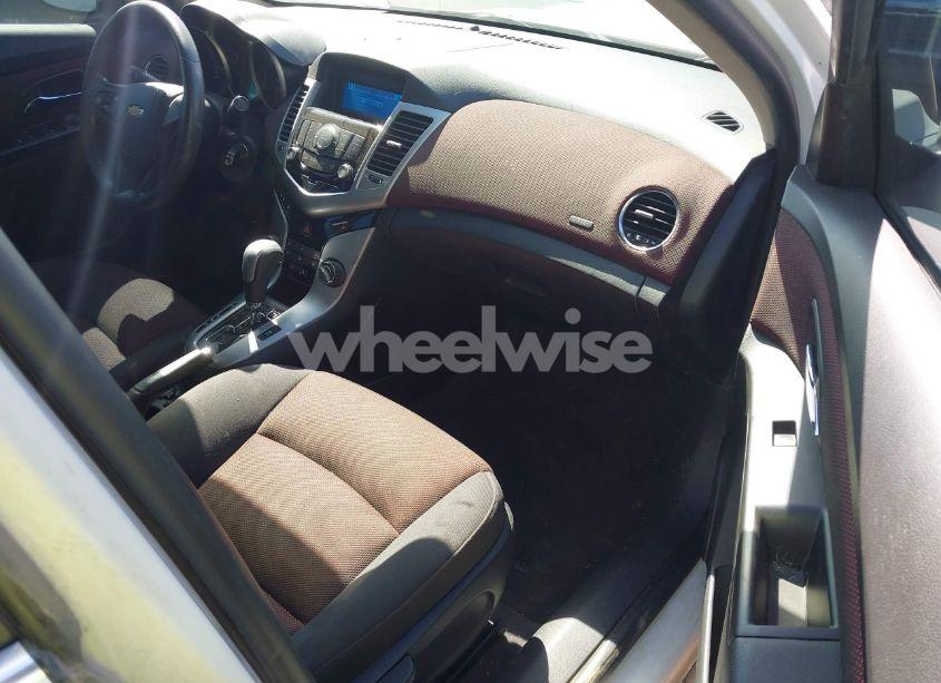 Photo 5 of 2012 Chevrolet Cruze LT (VIN 1G1PE5SC6C7293833)