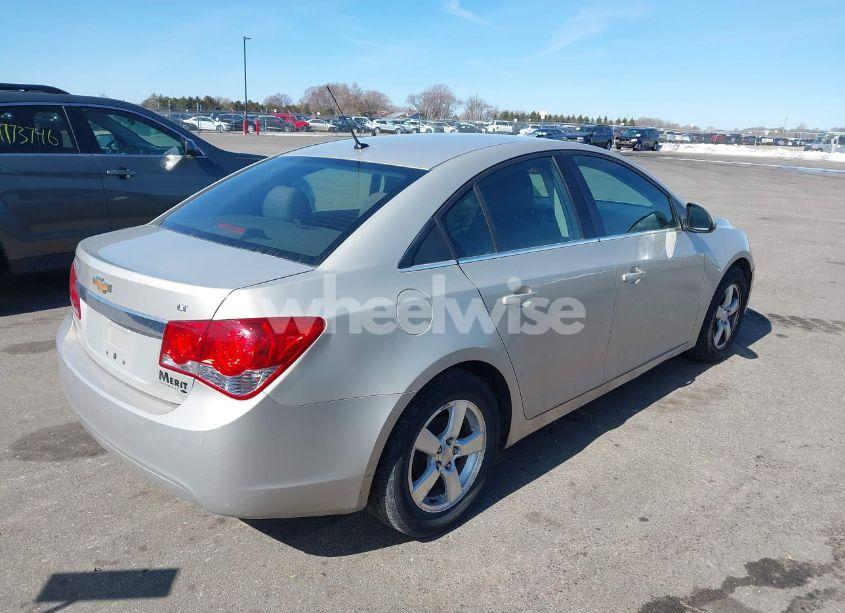 Photo 4 of 2012 Chevrolet Cruze LT (VIN 1G1PE5SC8C7106849)