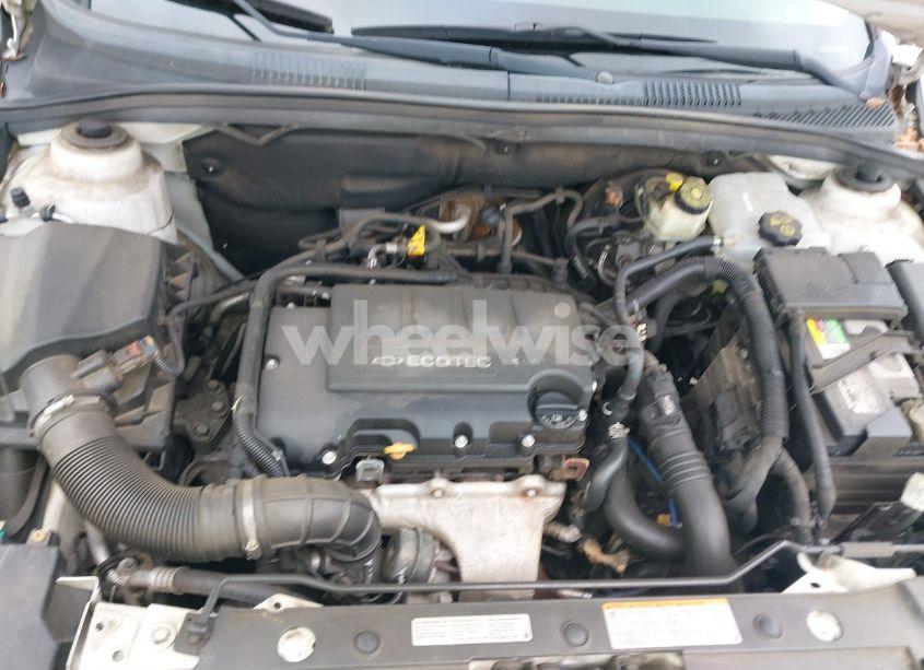 Photo 10 of 2012 Chevrolet Cruze LT (VIN 1G1PE5SC9C7106441)