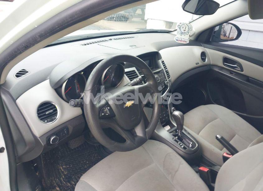 Photo 13 of 2012 Chevrolet Cruze LT (VIN 1G1PE5SC9C7106441)