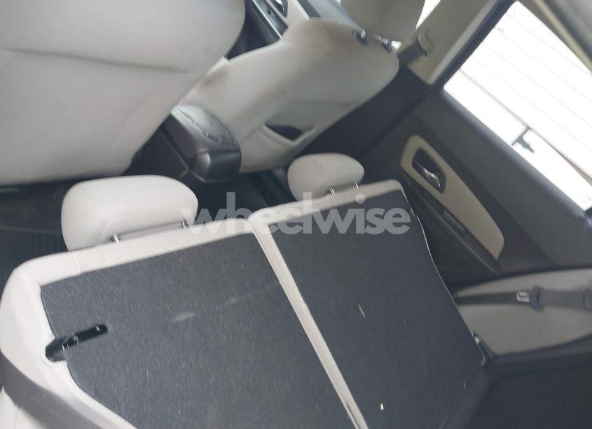 Photo 8 of 2012 Chevrolet Cruze LT (VIN 1G1PE5SC9C7106441)