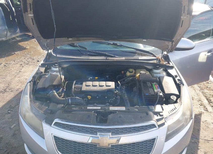 Photo 10 of 2012 Chevrolet Cruze LT (VIN 1G1PE5SC9C7106875)