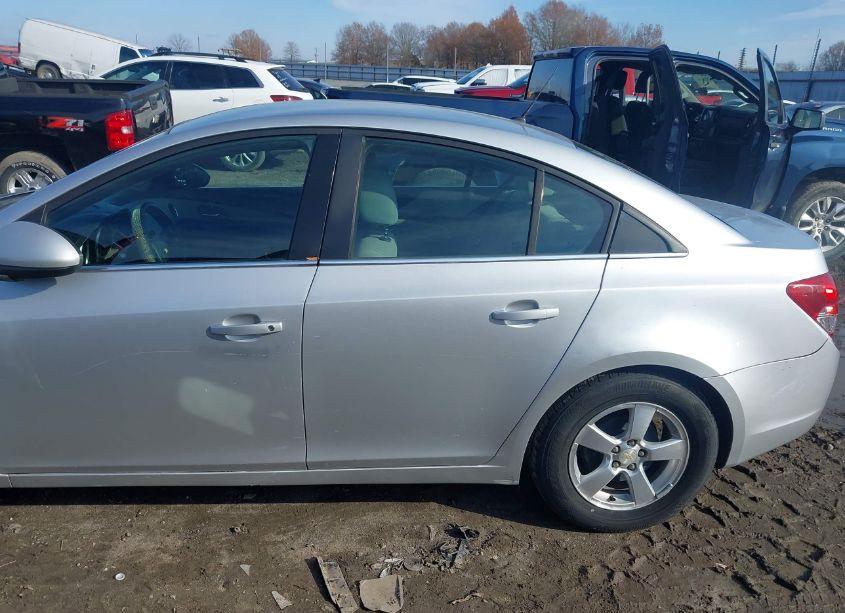 Photo 12 of 2012 Chevrolet Cruze LT (VIN 1G1PE5SC9C7106875)