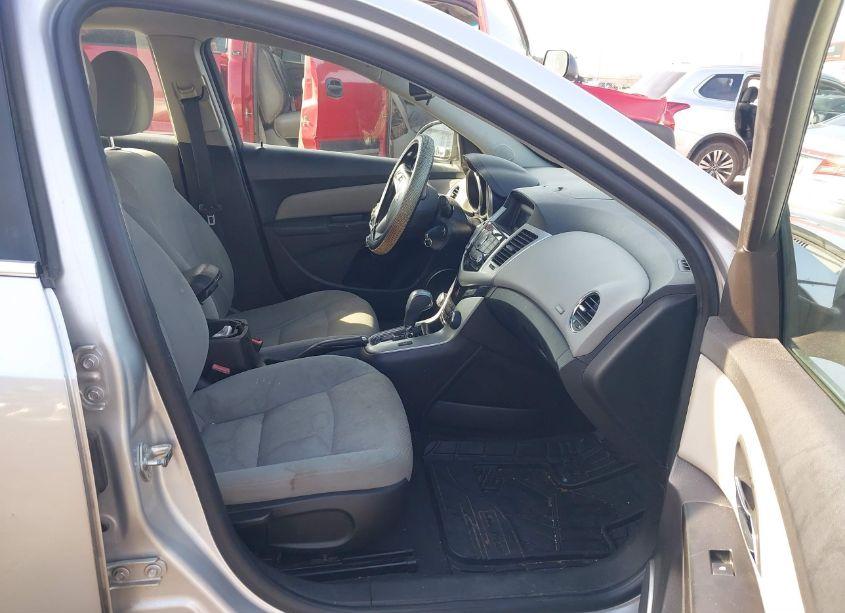 Photo 5 of 2012 Chevrolet Cruze LT (VIN 1G1PE5SC9C7106875)