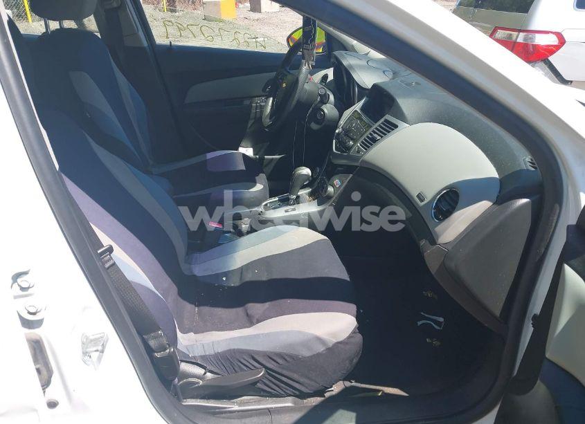 Photo 5 of 2012 Chevrolet Cruze LT (VIN 1G1PE5SC9C7275648)