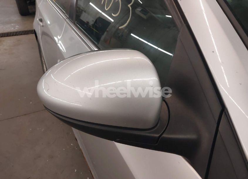 Photo 12 of 2012 Chevrolet Cruze LT (VIN 1G1PE5SC9C7357122)