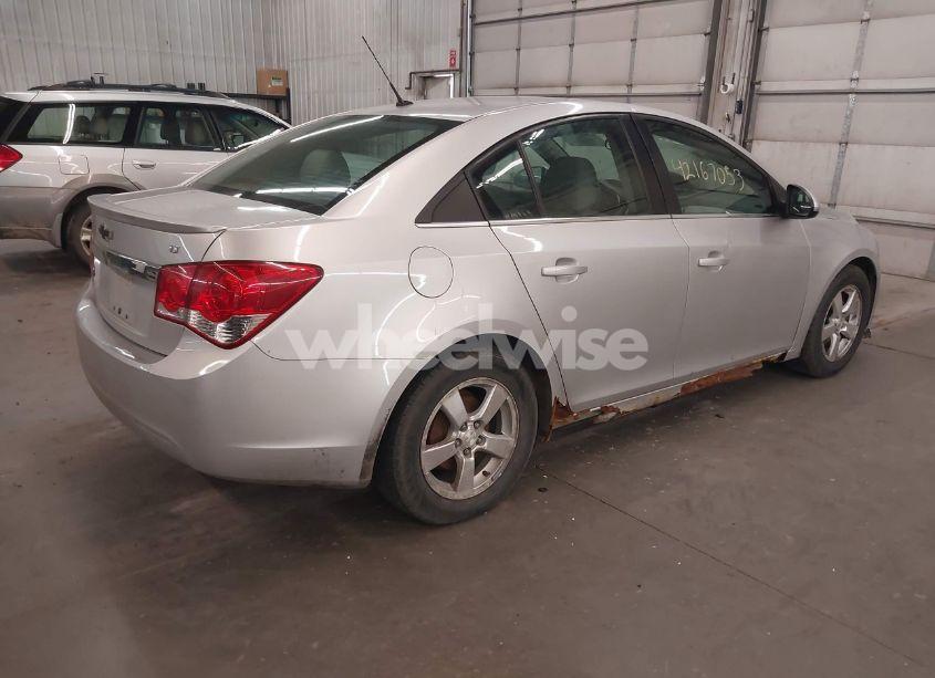 Photo 4 of 2012 Chevrolet Cruze LT (VIN 1G1PE5SC9C7357122)